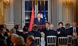 Fransa Cumhurbaşkanı Macron'un Çin Cumhurbaşkanı Xi için düzenlendiği karşılama yemeğinden kareler