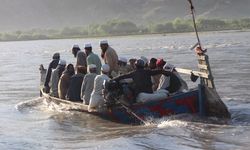 Afganistan'da tekne alabora oldu: 8 ölü, 5 kayıp