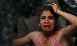 İsrail'in Gazze'ye gece boyunca düzenlediği saldırılarda 75 Filistinli hayatını kaybetti