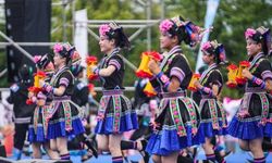 Çin'in Guizhou eyaletinde Liuyueliu etnik festivali gerçekleştirildi