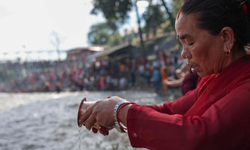 Nepal'de Babalar Günü olarak bilinen Kuse Aunsi kutlandı