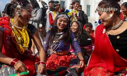 Nepal'de Maghe Sankranti Festivali renkli görüntülere sahne oldu