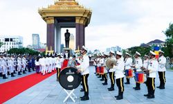 Kamboçya'ya bağımsızlığını kazandıran kralı: Norodom Sihanouk