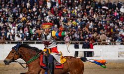 Çin'in Xizang (Tibet) bölgesinde Tibet Yeni Yılı binicilik gösterisiyle kutlandı