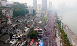 Çin'de 2025 Chongqing Maratonu düzenlendi