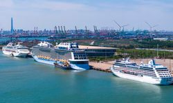 Çin'in Tianjin Kruvaziyer Limanı'na ilk kez üç uluslararası yolcu gemisi aynı anda yanaştı