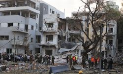 İran, İsrail'in Tel Aviv kentine füze saldırısı düzenledi