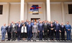 Çin Dışişleri Bakanı Wang, AB ve üye ülkelerin Çin'deki diplomatik temsilcileriyle görüştü