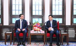 Xinhua Haber Ajansı Başkanı Fu, Azerbaycan medya kuruluşlarının temsilcileriyle görüştü