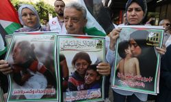 Batı Şeria'da İsrail'in Gazze'ye yönelik saldırıları ve aç bırakma politikası protesto edildi