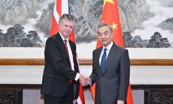 Çin Dışişleri Bakanı Wang, İngiltere Ulusal Güvenlik Danışmanı Powell ile görüştü