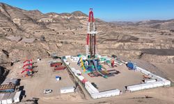 Çin'in Changqing Petrol Sahası'nda kaya petrolü üretimi günde 10.000 tonu aştı