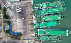 Çin'in Qiongzhou Boğazı'ndaki feribot seferleri Wipha Tayfunu'nun ardından yeniden başladı