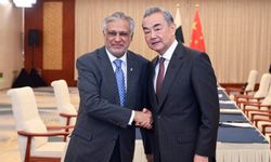 Çin Dışişleri Bakanı Wang, Pakistanlı mevkidaşı ile görüştü