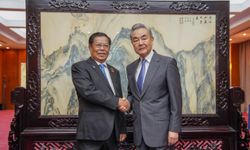 Çin Dışişleri Bakanı Wang, Myanmarlı mevkidaşı ile görüştü