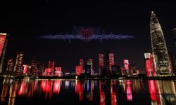 Çin'de Shenzhen Özel Ekonomik Bölgesi'nin 45. kuruluş yıldönümü drone gösterisiyle kutlandı
