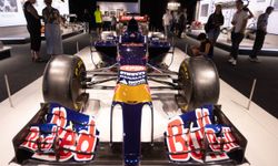 Hollanda'nın başkenti Amsterdam'daki "Formula 1 Sergisi" yoğun ilgi üzerine uzatıldı