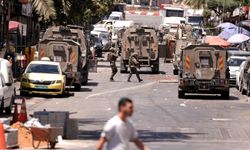 İsrail ordusu, Batı Şeria'nın Ramallah kentine düzenlediği baskının ardından bölgeden çekildi