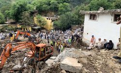 Pakistan'da son 24 saatte şiddetli yağışlar sonucu 46 kişi hayatını kaybetti