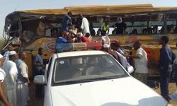 Sudan'da otobüs ile kamyon çarpıştı: 13 ölü, 23 yaralı