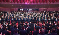 Xi, Xizang Özerk Bölgesi'nin 60. kuruluş yıldönümü galasına katıldı