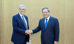 Çin Başbakanı Li, Gates Vakfı Başkanı Bill Gates ile görüştü
