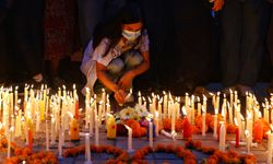 Nepal halkı protestolarda hayatını kaybedenleri anıyor