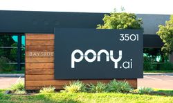 Çinli otonom araç şirketi Pony.ai, Dubai Otonom Sürüş Kongresi'nde en yeni robot taksisini tanıttı