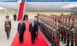 Çin Başbakanı Li, Kore İşçi Partisi'nin kuruluşunun 80. yıldönümü kutlamaları için Pyongyang'da