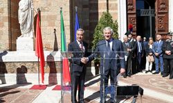 Çin Dışişleri Bakanı Wang Yi, İtalyan mevkidaşı ile bir araya geldi