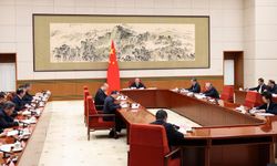Çin'in 15. Beş Yıllık Planı'nın hazırlanmasına yönelik Devlet Konseyi liderlik grubu toplantısı Beijing'de düzenlendi