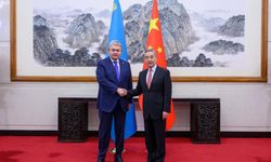 Çin Dışişleri Bakanı Wang, Kazak mevkidaşı Köşerbayev ile görüştü