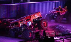 Kuveyt'te düzenlenen Hot Wheels Canavar Kamyon Gösterisi heyecan dolu anlara sahne oldu