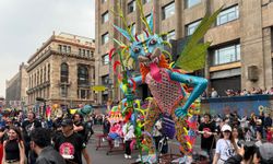 Meksika'da fantastik yaratık heykelleriyle yapılan 2025 Alebrijes Geçit Töreni renkli görüntülere sahne oldu