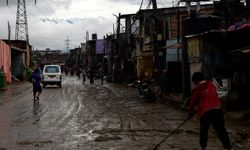 Nepal'de heyelan ve seller nedeniyle 14 kişi hayatını kaybetti, 8 kişiye ulaşılamıyor