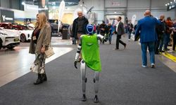 Çek Cumhuriyeti'nin başkenti Prag'da binek ve ticari araçlar için e-SALON Fuarı düzenlendi