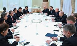 Çin Başbakanı, Rusya Devlet Başkanı Putin ile görüştü