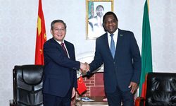 Çin Başbakanı, Zambiya Cumhurbaşkanı ile görüştü