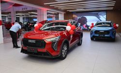 Gana'nın başkenti Akra'da Çin yapımı yeni SUV modelleri tanıtıldı