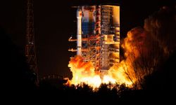 Çin, 9 uydu taşıyan Lijian-1 taşıyıcı roketini uzaya gönderdi