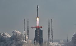 Çin yeni bir internet uydu grubunu uzaya gönderdi