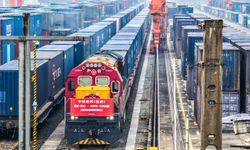 Çin'in Chongqing kenti ile Budapeşte arasında yeni bir Çin-Avrupa yük treni hizmeti başlatıldı