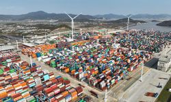 Çin'in Ningbo-Zhoushan Limanı'nda yıllık konteyner işlem hacmi 40 milyon TEU'yu aştı
