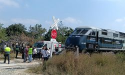 Meksika'nın güneyinde yolcu treni raydan çıktı: En az 13 ölü, 98 yaralı