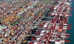 Çin'in Qingdao Limanı'nın kargo hacmi 700 milyon tonu aştı