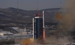 Çin, Ziyuan III 04 uydusunu uzaya gönderdi