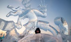 37. Çin Harbin Uluslararası Buz Heykel Yarışması Çin'in Heilongjiang eyaletinde başladı