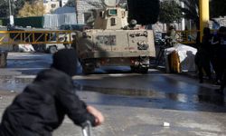 İsrail ordusu Batı Şeria'nın güneyinde yeni bir saldırı dalgası başlattı