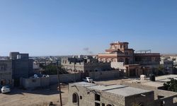 Suudi savaş uçaklarından Yemen'in Mehra vilayetine hava saldırısı