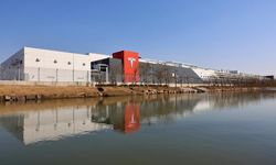 Tesla'nın Shanghai'daki mega fabrikası 2025'te 2.000'in üzerinde enerji depolama ünitesi üretti